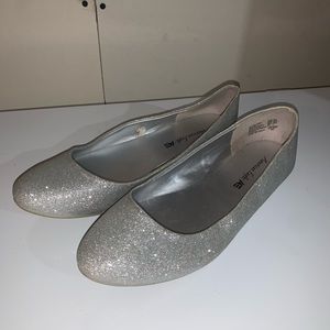 Sparkly American Eagle flats